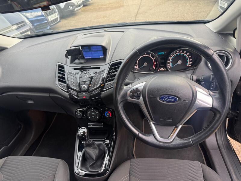 FORD FIESTA