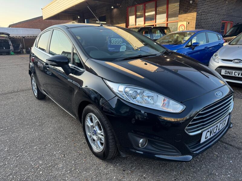 FORD FIESTA 1.6 TDCi ECOnetic Zetec