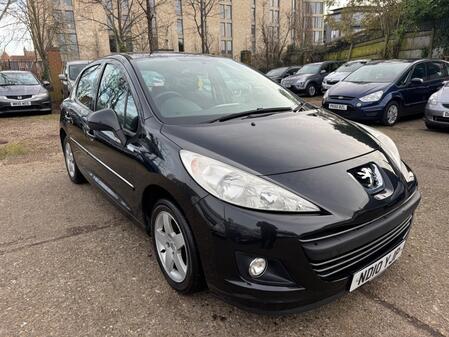 PEUGEOT 207 1.4 HDi Millesim
