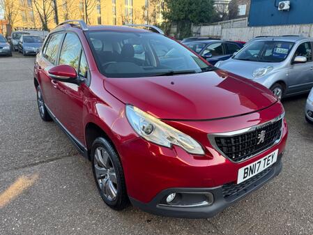 PEUGEOT 2008 1.2 PureTech Active