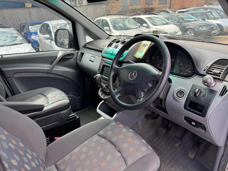 MERCEDES-BENZ VITO