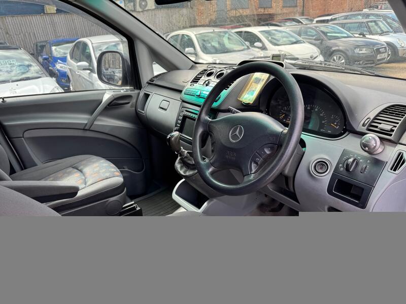 MERCEDES-BENZ VITO