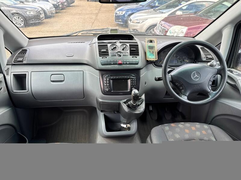 MERCEDES-BENZ VITO