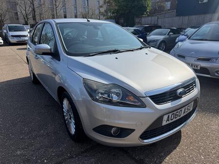 FORD FOCUS 1.6 Titanium