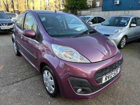 PEUGEOT 107 1.0 12V Active