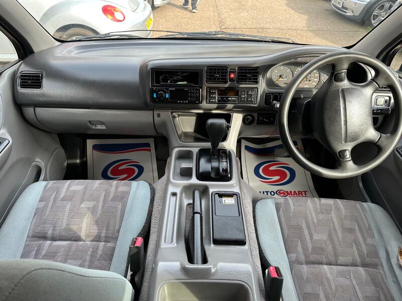 MAZDA 121