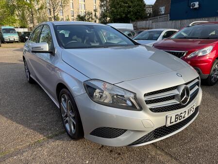 MERCEDES-BENZ A CLASS 1.8 A180 CDI BlueEfficiency Sport