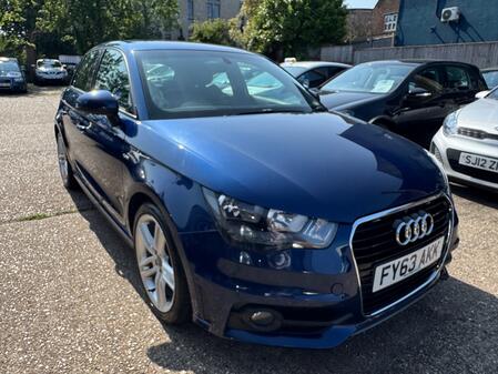 AUDI A1 1.6 TDI S line