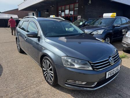 VOLKSWAGEN PASSAT 2.0 TSI Sport