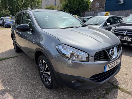 NISSAN QASHQAI+2 2.0 360