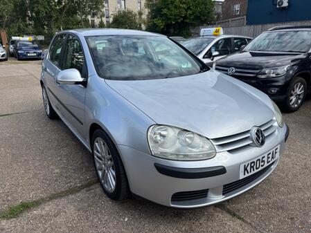VOLKSWAGEN GOLF 2.0 TDI S