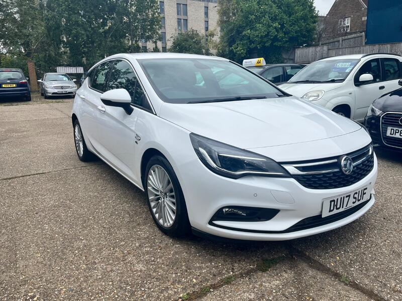 VAUXHALL ASTRA 1.6 CDTi BlueInjection Elite Nav