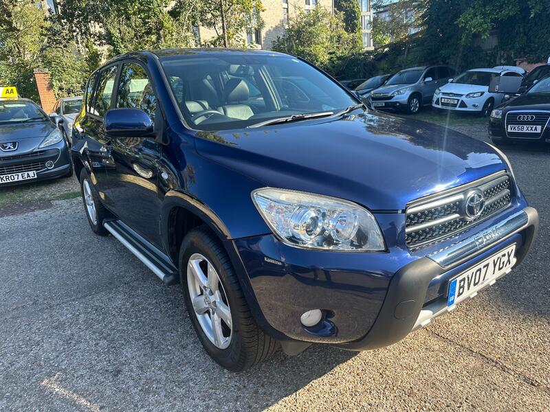 TOYOTA RAV4 2.0 XT5