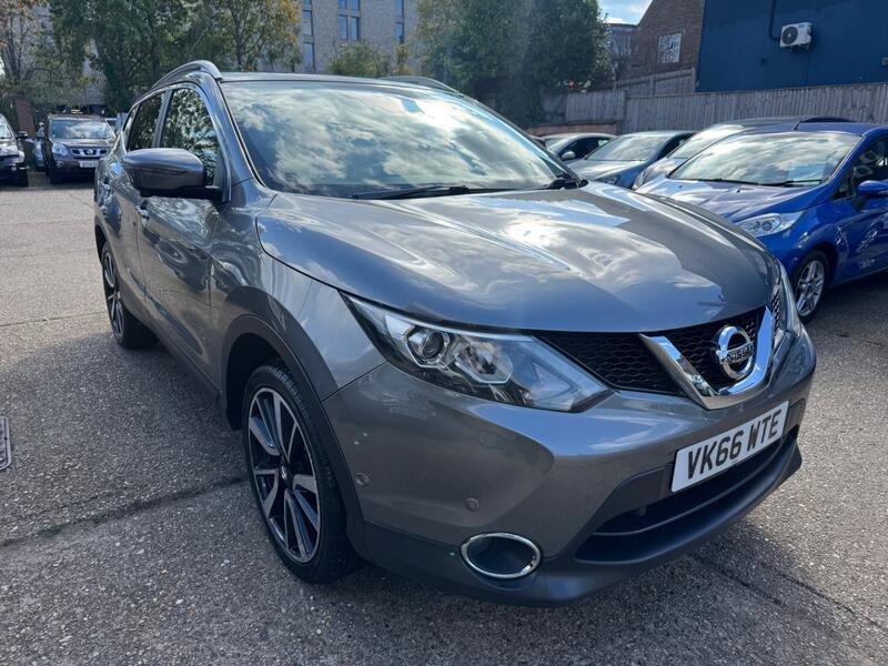 NISSAN QASHQAI 1.6 dCi Tekna